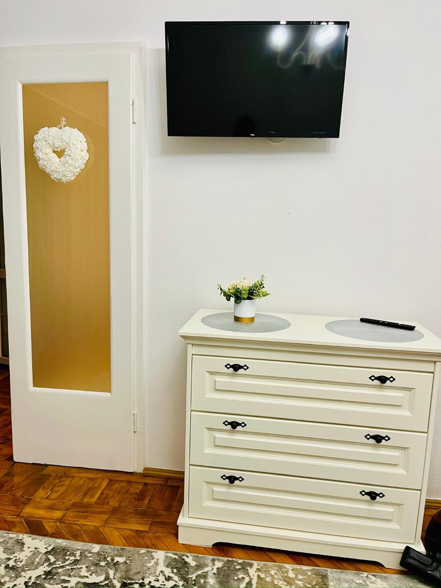 Dream Rooms Hunedoara Buitenkant foto